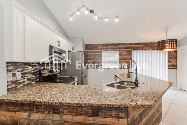 Building Photo - 1251 Humphrey Blvd