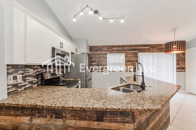 Foto del edificio - 1251 Humphrey Blvd