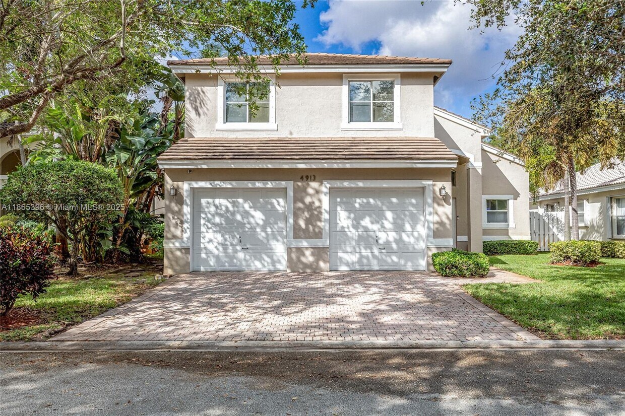 Foto principal - 4913 SW 32nd Way
