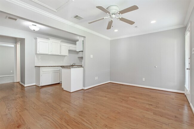 Foto del edificio - 4931 Junius St