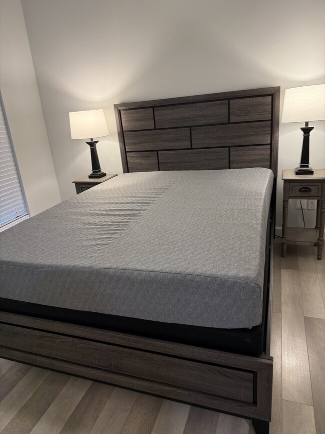 Foto del edificio - 12158 Penderview Ln