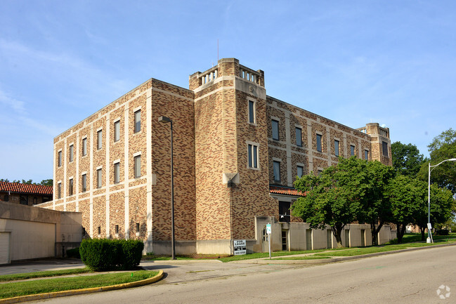 Building Photo - Stouder Center