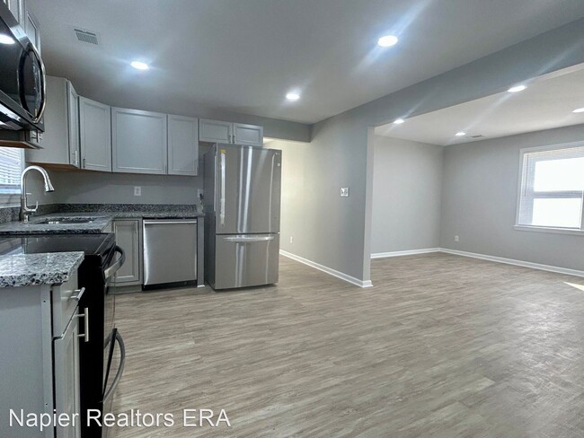 Foto del edificio - 4 br, 3 bath House - 2806 Parkside Avenue