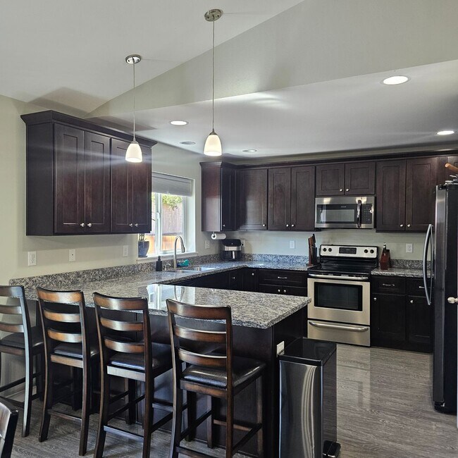 Foto del edificio - Your Perfect Home Awaits – 3 Bed, 2 Bath, ...
