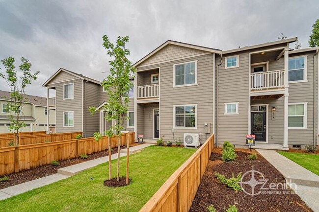 Building Photo - 7020 NE 156th Pl