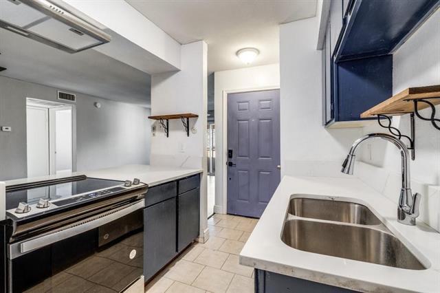 Foto del edificio - 8110 Skillman St