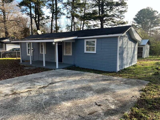 Foto del edificio - 5038 Westbrook Rd