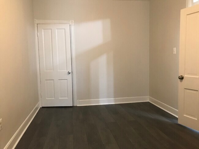 Foto del edificio - 725 7th St NE
