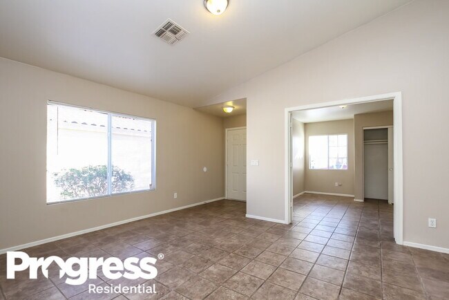 Foto del edificio - 12610 W Paradise Dr