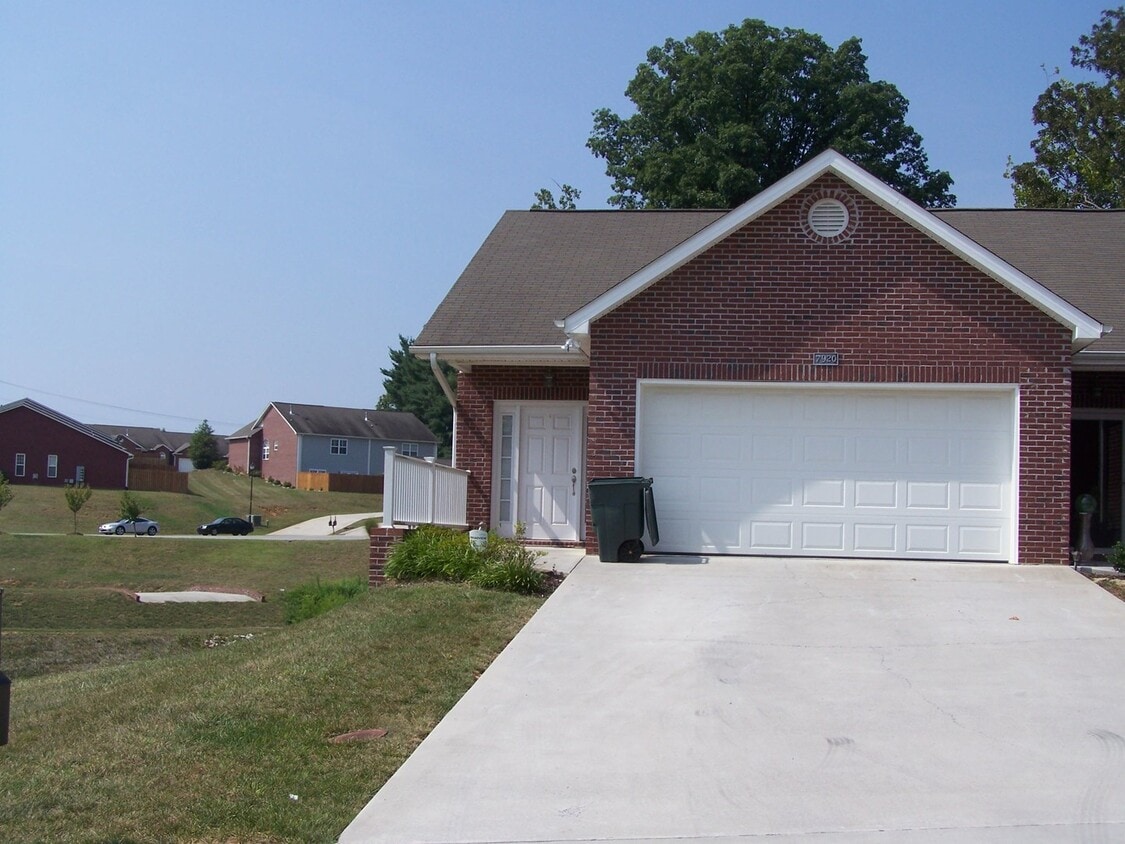 Photo - 7920 Ellisville Lane