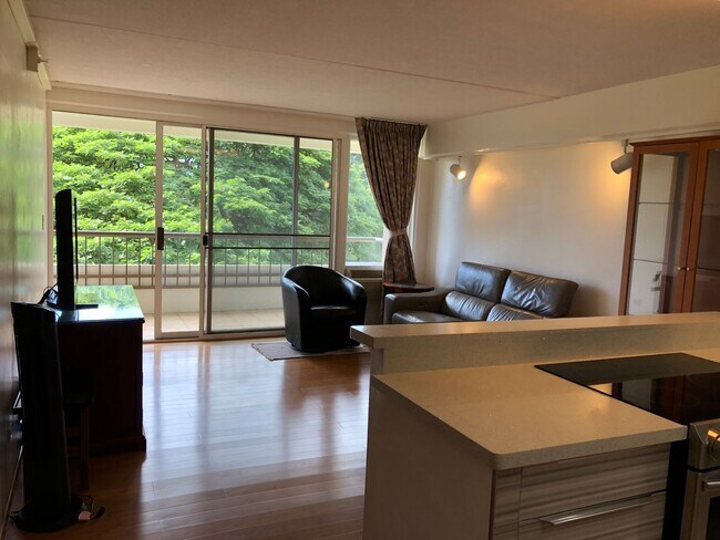 Foto del edificio - Furnished and Renovated 2 Bed 2 Bath 1 Parking at Marco Polo Apartments, Views and Amenities!!!