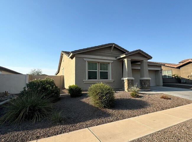 Foto del edificio - STUNNING 3 BEDROOM HOME AT BASE OF SOUTH M...