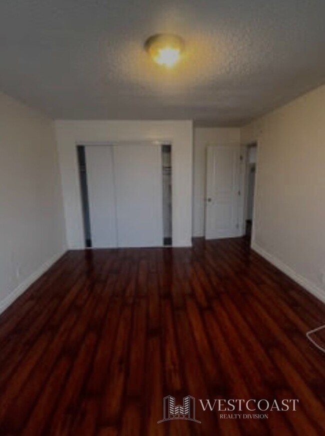 Foto del edificio - 1041 W Reeve St