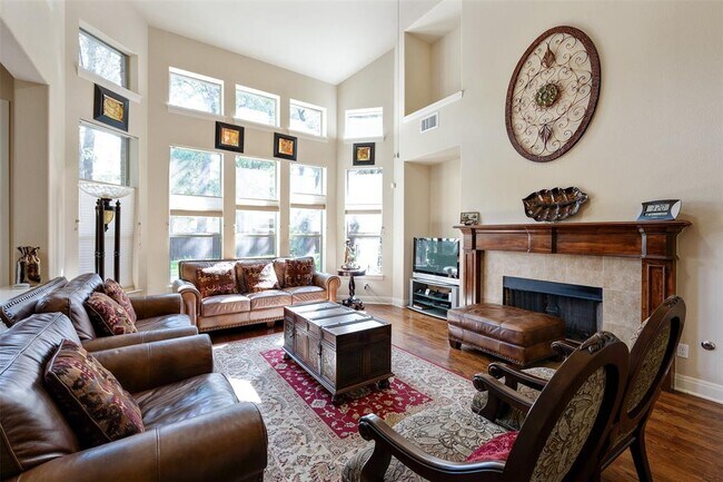 Building Photo - 3808 Avery Woods Ln