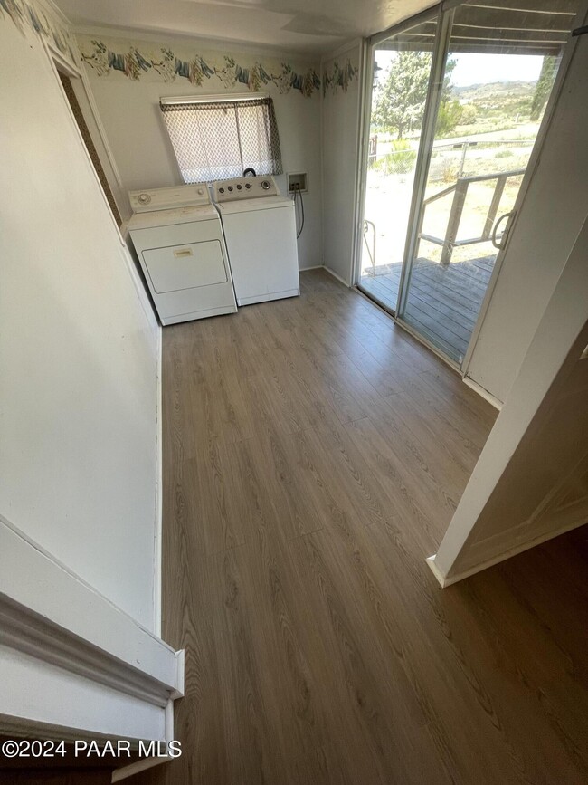 Foto del edificio - 17400 E Trails End Rd