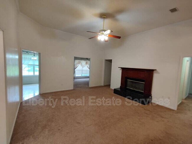 Foto del edificio - 801 Hopeton Ct