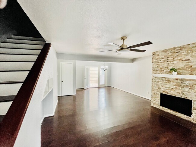 Building Photo - 2103 Place Rebecca Ln