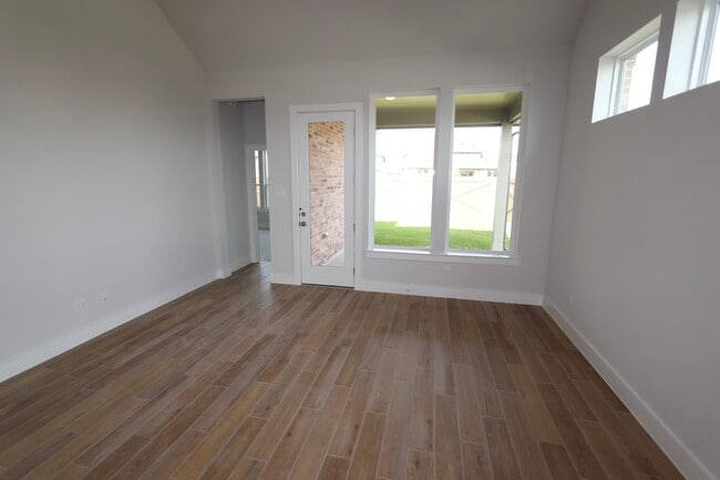 Foto del edificio - 2423 Shallot Ln