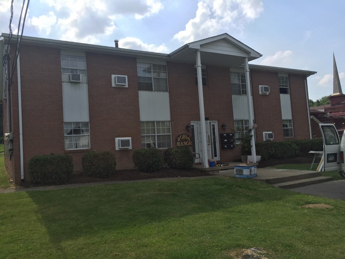 1396 Broadway Ave, Masury, OH 44438 Apartments in Masury, OH