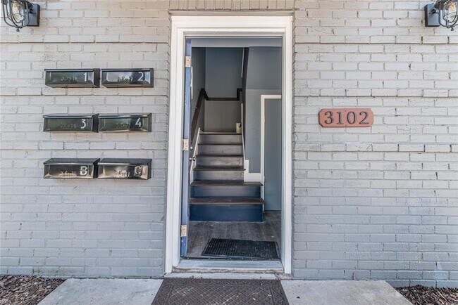 Building Photo - 3102 Wentworth St