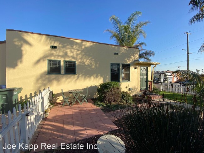 Building Photo - 2 br, 1 bath House - 1709 E Main Street