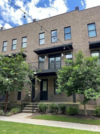 Building Photo - 1028 Robert Smalls Wy