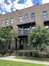 Building Photo - 1028 Robert Smalls Wy