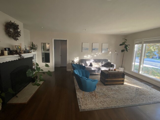 Foto del edificio - 615 Fremont Way