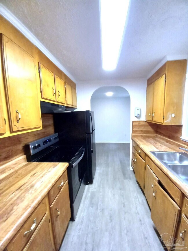 Foto del edificio - 113 Berkley Dr