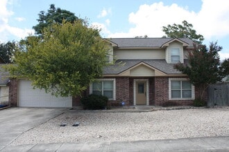 Building Photo - 443 Yorktown Blvd
