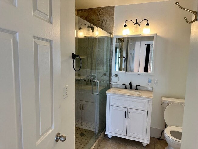 Foto del edificio - 1212 E 19th St