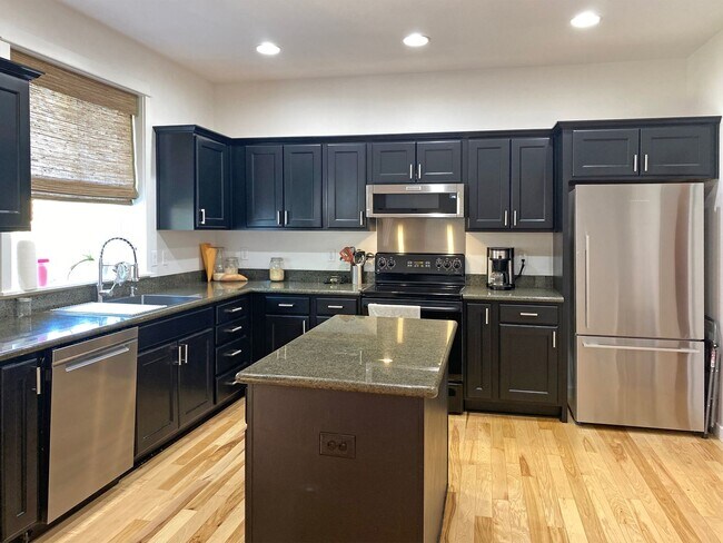 Foto del edificio - Beautiful Single Level Home in North Albany!