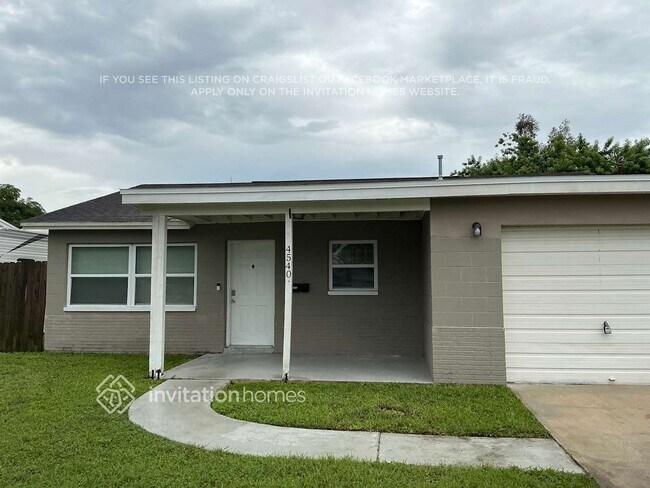 Foto del edificio - 4540 71st Ave N