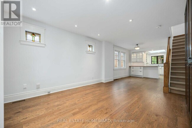 Building Photo - 234 Gledhill Ave