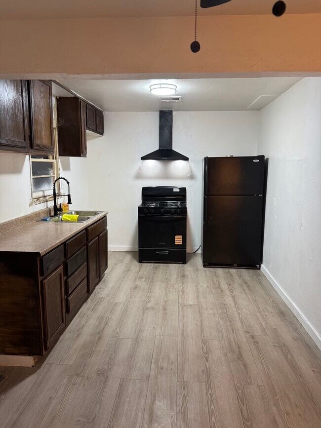 Foto del edificio - 710 S 11th St