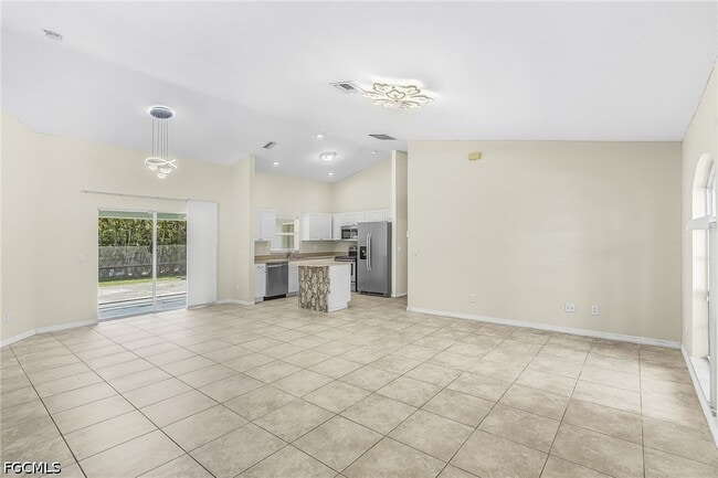 Foto del edificio - 5215 SW 16th Pl