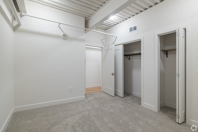 Building Photo - The Apartments at 101 North Queen