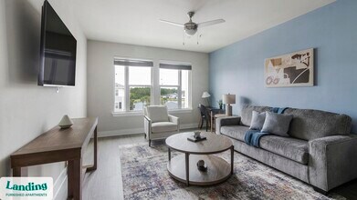 Building Photo - 65 Sentosa Dr