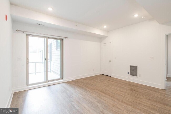 Foto del edificio - 1206 N 7th St