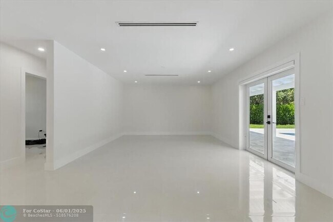 Building Photo - 7860 SW 158th Terrace