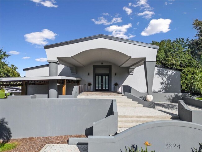 Foto del edificio - 3824 Gaines Dr