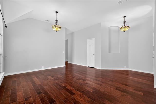 Foto del edificio - 3012 Honey Locust Dr