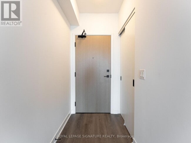 Building Photo - 36 Zorra St