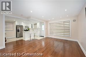 Building Photo - 48 Larchwood Cir