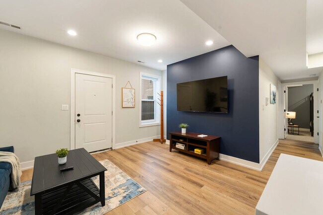 Foto del edificio - 2207 W 18th St