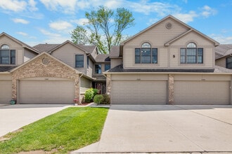 Building Photo - 45189 Horseshoe Dr