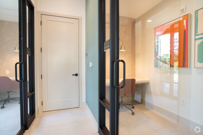 Salas de enfoque - Solis Kennesaw