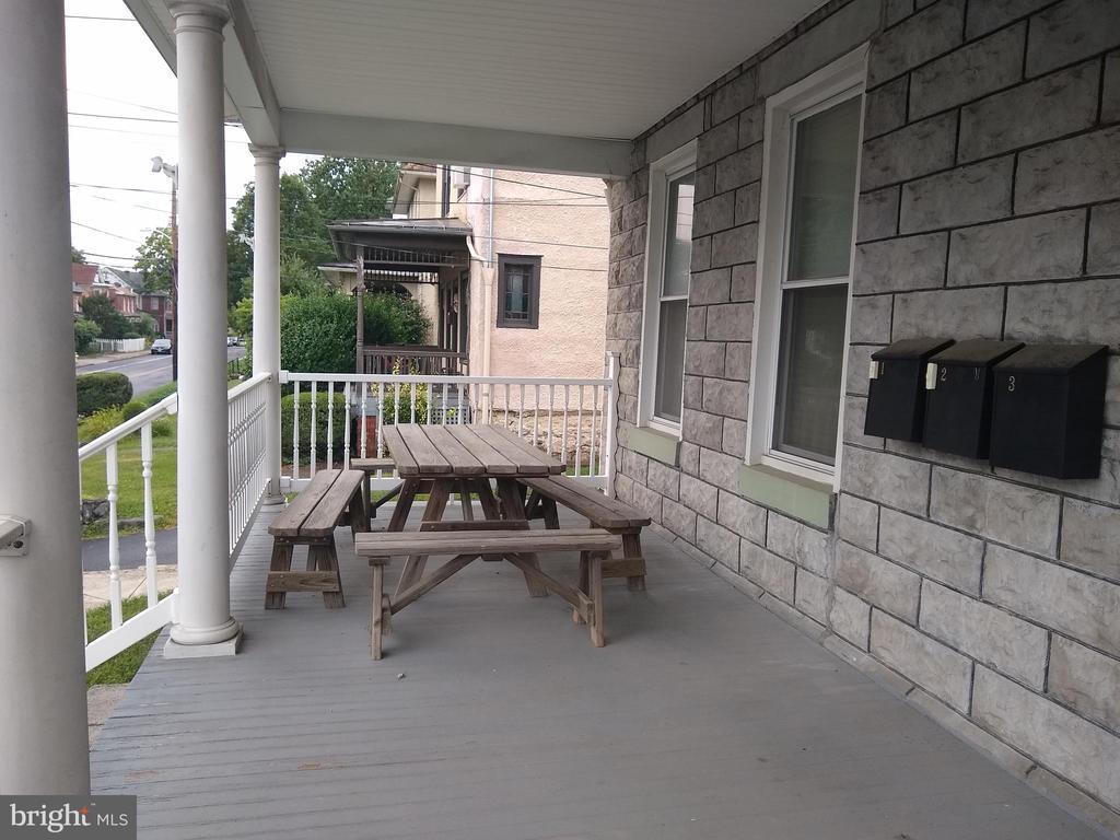 Primary Photo - 537 N Loudoun St
