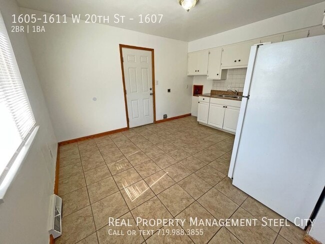 Building Photo - 1605-1611 W 20th St-1607