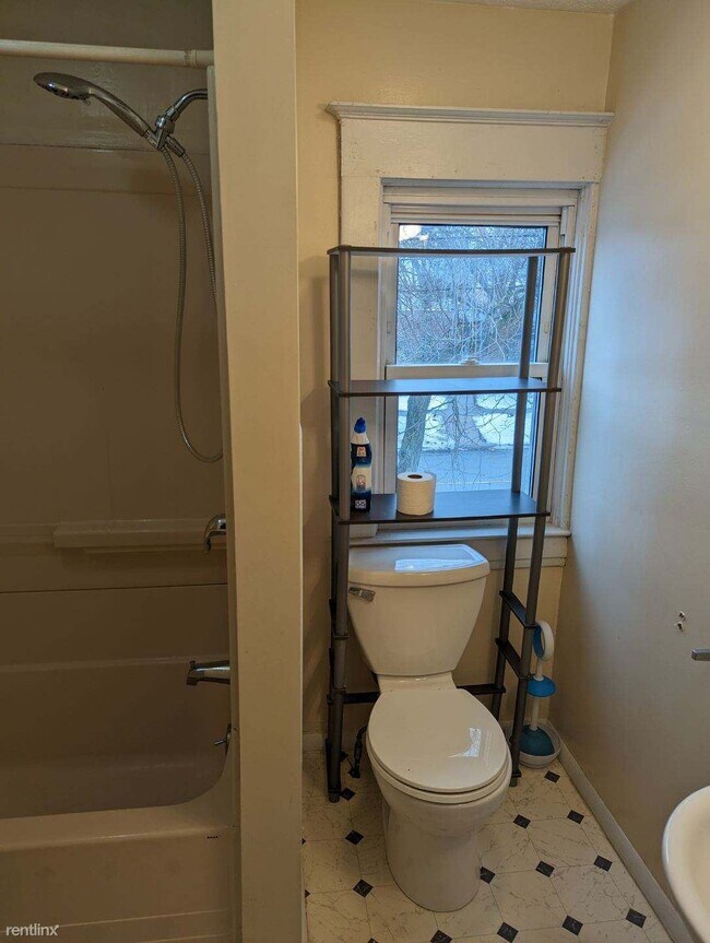 Foto del edificio - 3 br, 2 bath House - 1116 N Pine St